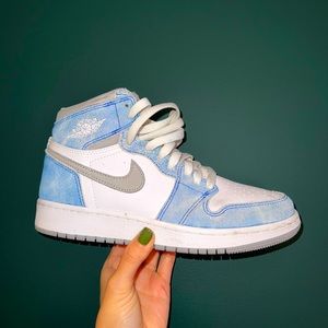 Women’s Hyper Royal - Big Kids Size 5Y - Fits Women’s Size 6-6.5